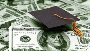 Read more about the article Before You Refinance Student Loans, Read This